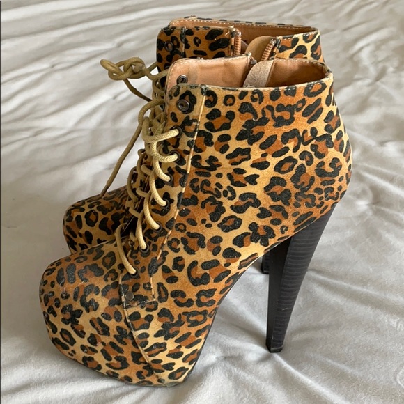 Leopard print platform booties - Picture 3 of 6